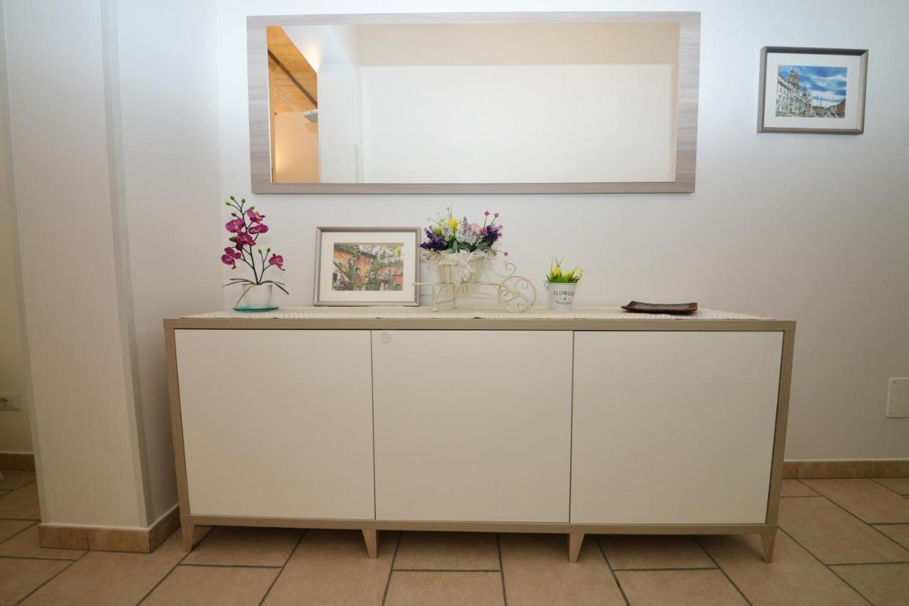 Stars Luxury Apartments Рим Екстер'єр фото